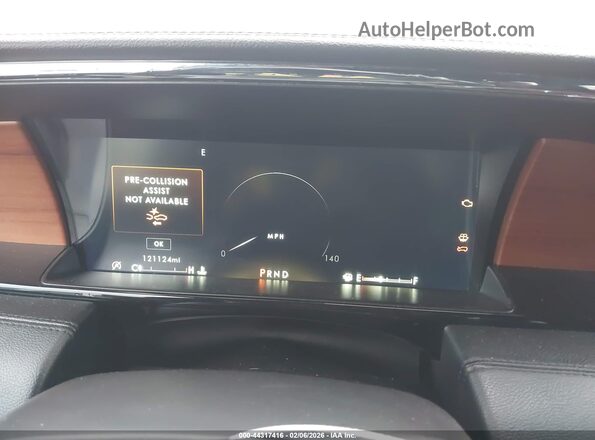 5LMJJ3LT2KEL00677 2019 LINCOLN NAVIGATOR L White Widok tylnych siedzeń