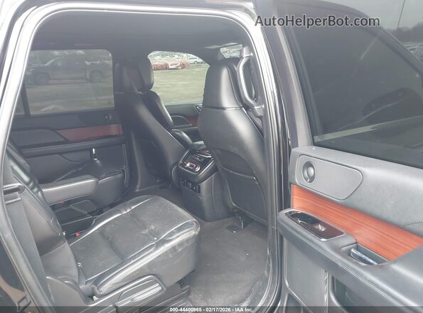 5LMJJ3LT2MEL21306 2021 LINCOLN NAVIGATOR Black Vista de la etiqueta del VIN