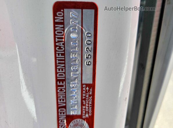 5LMJJ3LT8LEL10177 2020 LINCOLN NAVIGATOR White Вид задньої частини салону