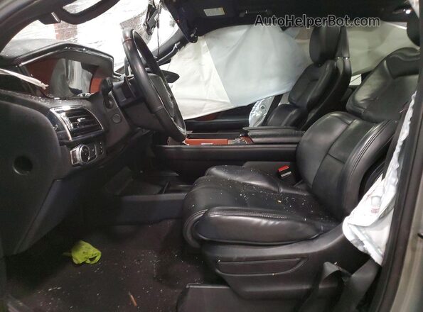 5LMJJ3LT9LEL17851 2020 LINCOLN NAVIGATOR Gray Front interior view