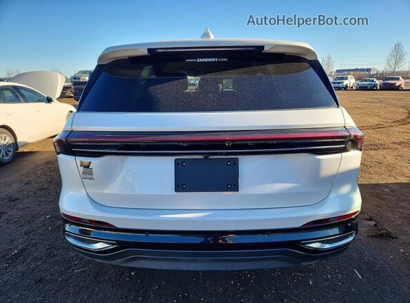 5LMPJ8JA4SJ979593 2025 LINCOLN NAUTILUS Белый Вид сзади
