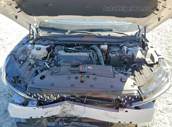 5LMPJ8JA9SJ957069 2025 LINCOLN NAUTILUS White Vista del compartimento del motor