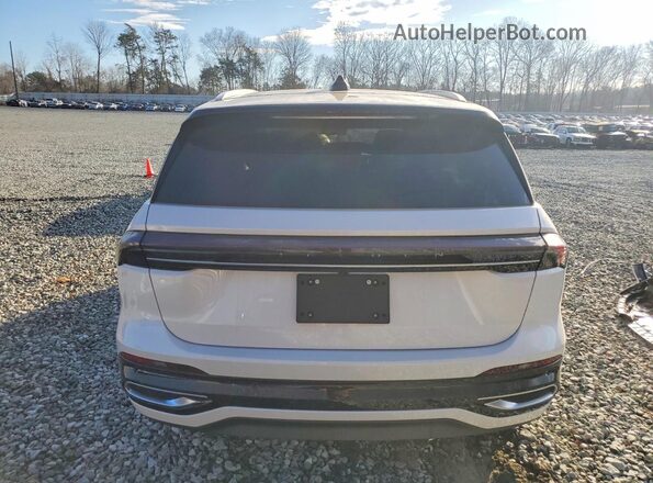 5LMPJ8K44SJ962379 2025 LINCOLN NAUTILUS White 