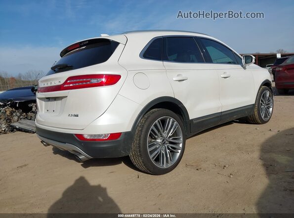 5LMTJ3DH7GUJ15735 2016 LINCOLN MKC White უკანა მარჯვენა