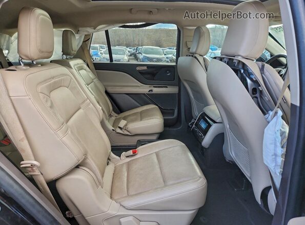 5LMYJ8XY0NNL02255 2022 LINCOLN AVIATOR Black Vista interior trasera