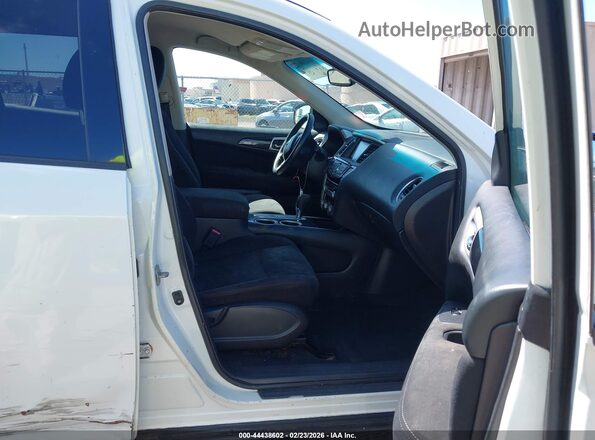 5N1AR2MN1GC638886 2016 NISSAN PATHFINDER Белый Вид салона спереди