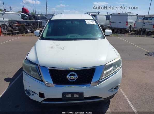5N1AR2MN1GC638886 2016 NISSAN PATHFINDER Белый Вид задней части салона