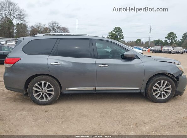 5N1AR2MN3GC615061 2016 NISSAN PATHFINDER Gray Rear interior view