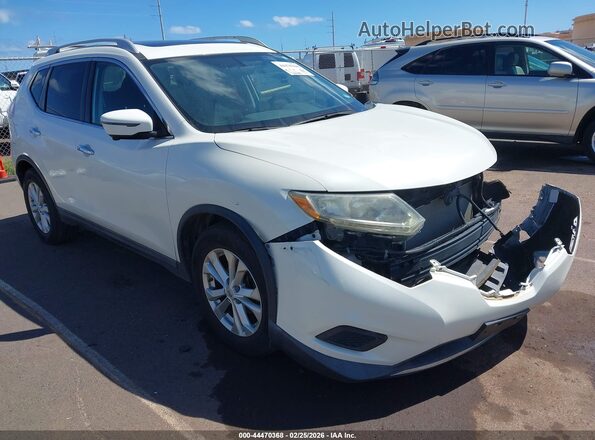 5N1AT2MT4GC790158 2016 NISSAN ROGUE White Widok wnętrza z tyłu