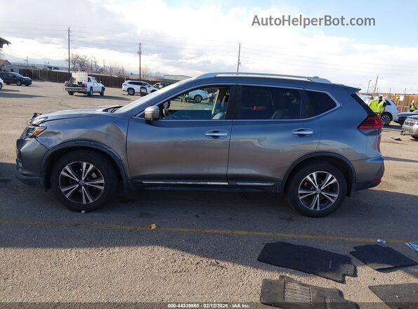 5N1AT2MV0HC746838 2017 NISSAN ROGUE Gray Սալոնի 360 աստիճան տեսք