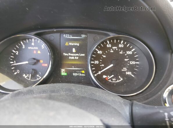 5N1AT2MV0HC746838 2017 NISSAN ROGUE Gray Հետևի նստատեղերի տեսք