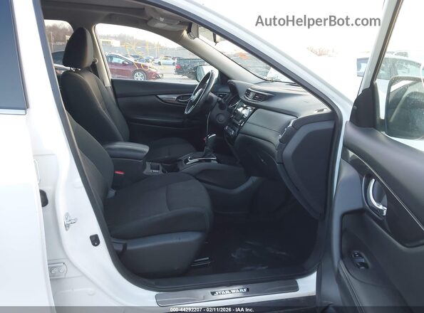 5N1AT2MV2HC759137 2017 NISSAN ROGUE White Vista interior delantera