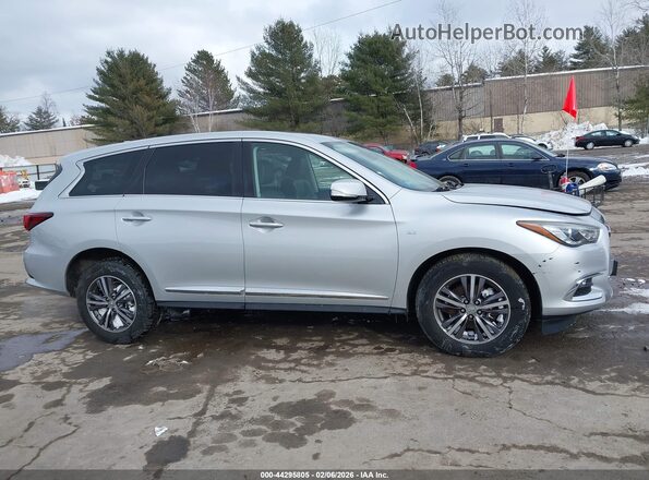 5N1DL0MM8JC530122 2018 INFINITI QX60 Silver Vista interior trasera