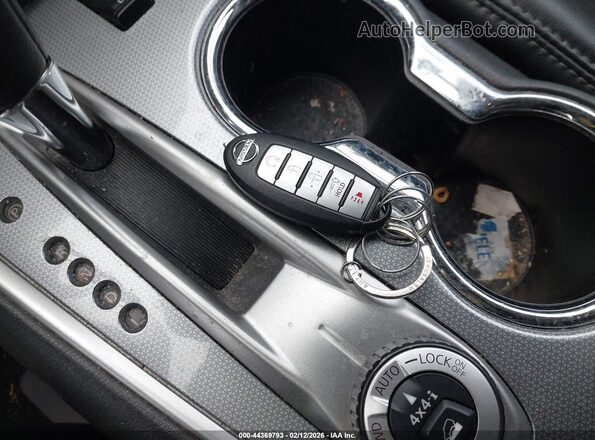 5N1DR2MM3JC658312 2018 NISSAN PATHFINDER Gray Widok deski rozdzielczej