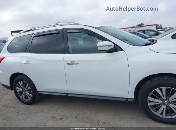 5N1DR2MM4KC620122 2019 NISSAN PATHFINDER White Вид задньої частини салону