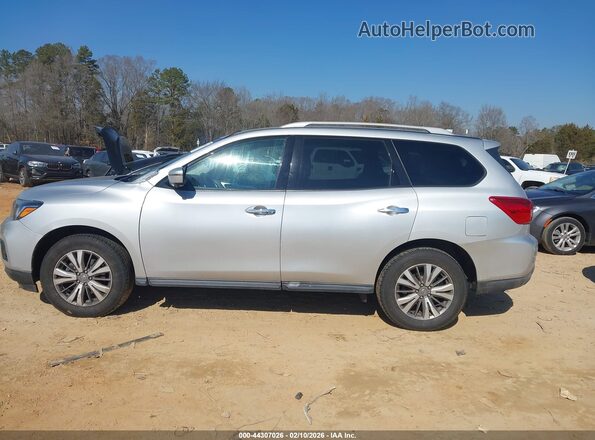 5N1DR2MM6KC613432 2019 NISSAN PATHFINDER Silver 360 interior view