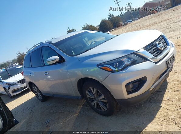 5N1DR2MM6KC613432 2019 NISSAN PATHFINDER Silver Rear interior view