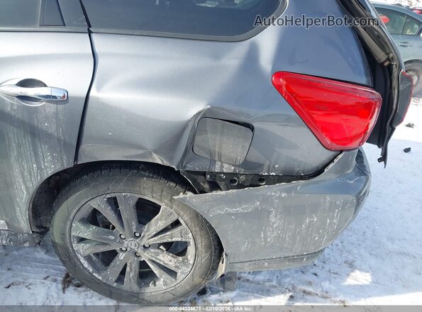 5N1DR2MM7HC908841 2017 NISSAN PATHFINDER Silver 