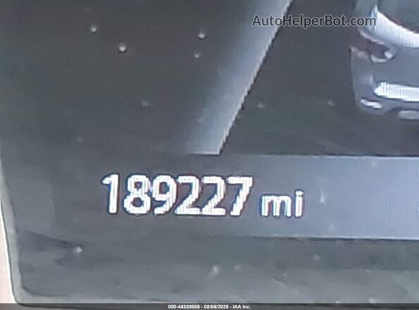 5N1DR2MN5JC617494 2018 NISSAN PATHFINDER Burgundy 