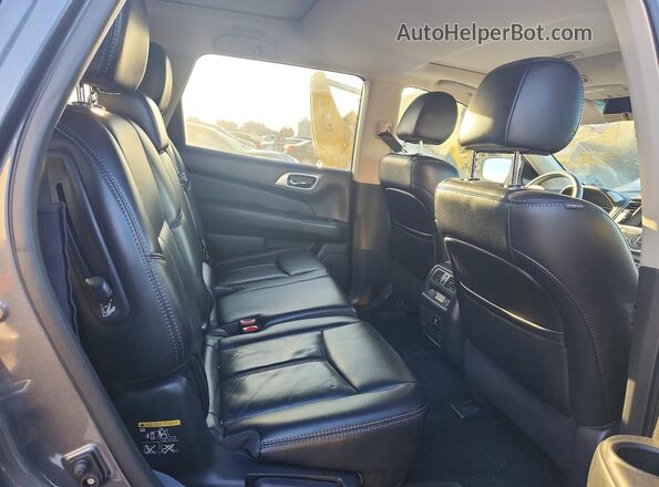 5N1DR2MN6HC908080 2017 NISSAN PATHFINDER Серый Вид задней части салона