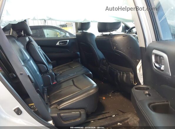 5N1DR2MNXKC643283 2019 NISSAN PATHFINDER Silver 