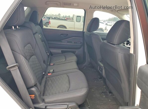 5N1DR3AA2PC255902 2023 NISSAN PATHFINDER White Հետևի նստատեղերի տեսք