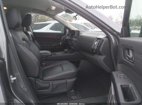 5N1DR3AC0SC235092 2025 NISSAN PATHFINDER Gray წინა სალონის ხედი