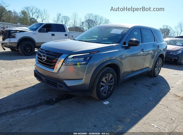 5N1DR3ACXRC252590 2024 NISSAN PATHFINDER Gray Vista tres cuartos delantera izquierda