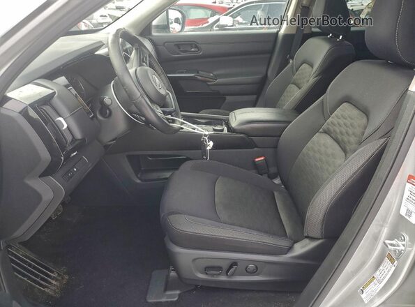 5N1DR3BC1RC232727 2024 NISSAN PATHFINDER Silver წინა სალონის ხედი