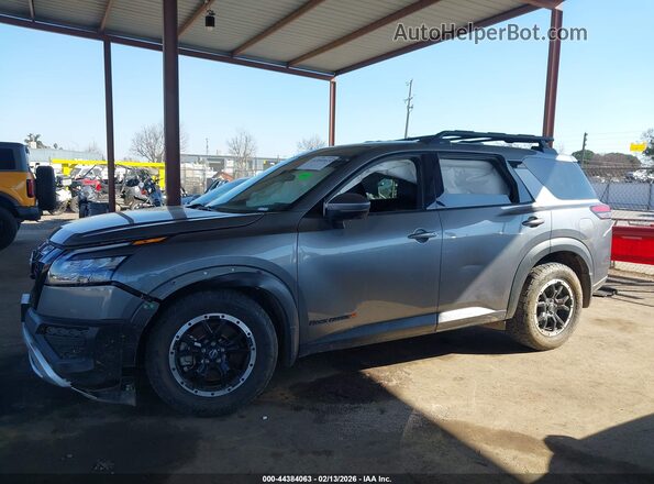 5N1DR3BD3RC250171 2024 NISSAN PATHFINDER Gray Вид задньої частини салону