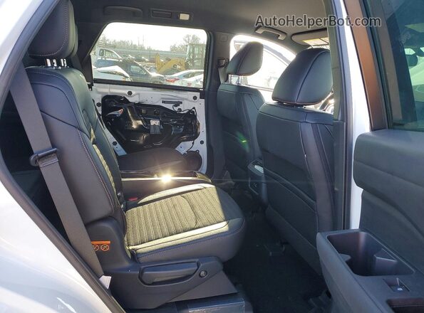5N1DR3BD9SC315076 2025 NISSAN PATHFINDER White Vista interior trasera