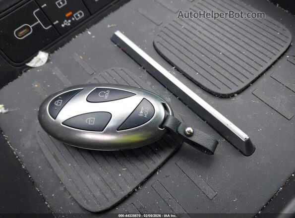 5NMP4DGLXSH130865 2025 HYUNDAI SANTA FE Gray Առջևի վահանակի տեսք