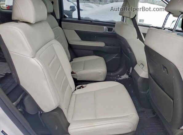 5NMP5DG15SH025324 2025 HYUNDAI SANTA FE CALLIGRAPHY White Widok wnętrza z tyłu