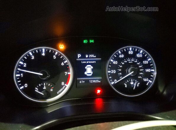 5NMS23AD0KH089979 2019 HYUNDAI SANTA White 