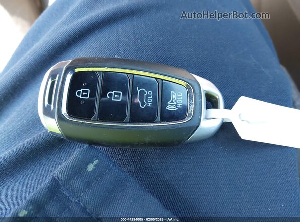 5NMS33AD1LH185764 2020 HYUNDAI SANTA FE Красный Вид панели приборов