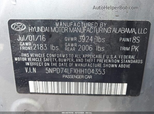 5NPD74LFXHH104353 2017 HYUNDAI ELANTRA Silver ძრავის განყოფილების ხედი