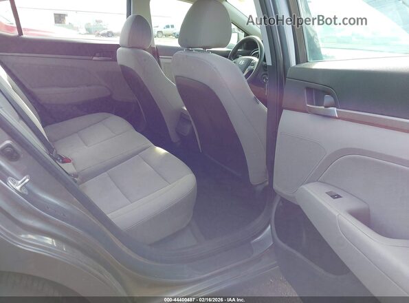 5NPD84LF1JH307246 2018 HYUNDAI ELANTRA Gray VIN sticker view