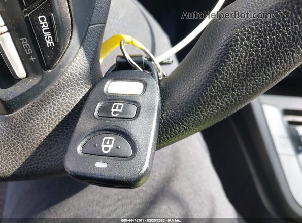 5NPD84LF2LH630188 2020 HYUNDAI ELANTRA Gray Dashboard view