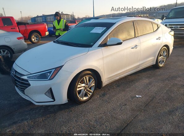 5NPD84LF3KH458834 2019 HYUNDAI ELANTRA White 