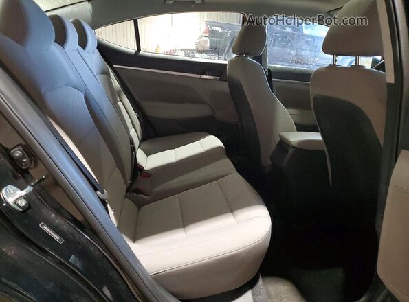 5NPD84LF4LH628426 2020 HYUNDAI ELANTRA Black Widok tylnych siedzeń