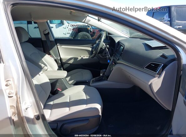 5NPD84LF6HH004330 2017 HYUNDAI ELANTRA Silver Սալոնի դիմացի տեսք