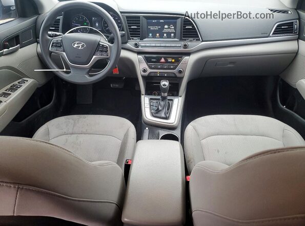 5NPD84LF7JH368021 2018 HYUNDAI ELANTRA Silver Առջևի վահանակի տեսք