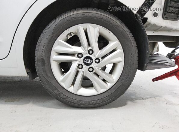 5NPD84LF7LH526330 2020 HYUNDAI ELANTRA Silver 