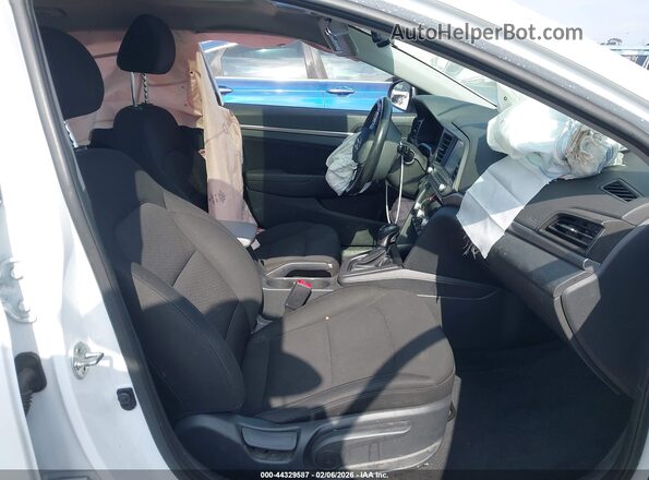 5NPD84LF7LH605562 2020 HYUNDAI ELANTRA White Front interior view