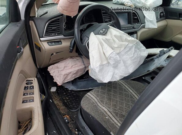 5NPD84LF9HH153914 2017 HYUNDAI ELANTRA White 