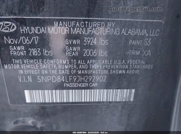 5NPD84LF9JH292902 2018 HYUNDAI ELANTRA Black Vista del compartimento del motor
