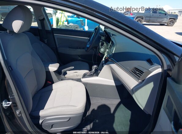 5NPD84LF9LH568627 2020 HYUNDAI ELANTRA Black Front interior view