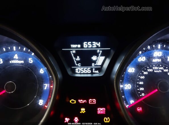5NPDH4AE4GH782974 2016 HYUNDAI ELANTRA Silver 