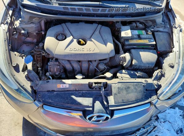 5NPDH4AE7GH714393 2016 HYUNDAI ELANTRA Золотой Вид задней части салона