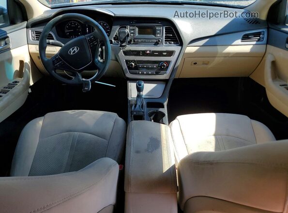 5NPE24AF0HH541624 2017 HYUNDAI SONATA Blue Widok deski rozdzielczej
